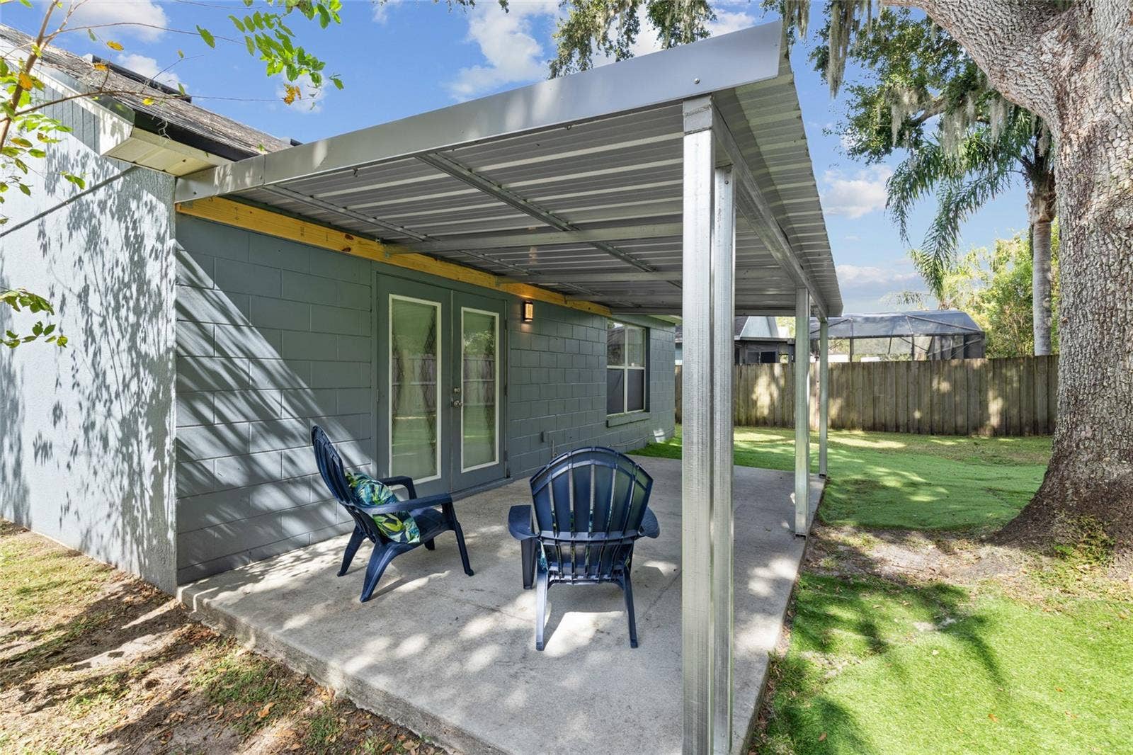 100 KELLY CIRCLE, Sanford, FL 32773 100 KELLY CIRCLE, Sanford, FL 32773