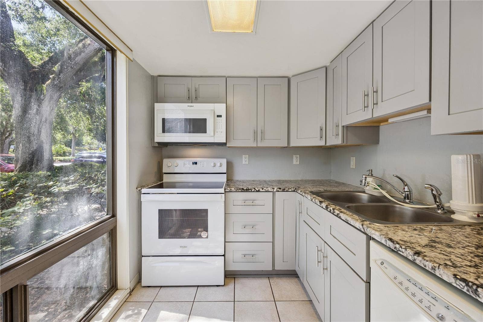50 SHEOAH BOULEVARD, #33, Winter Springs, FL 32708