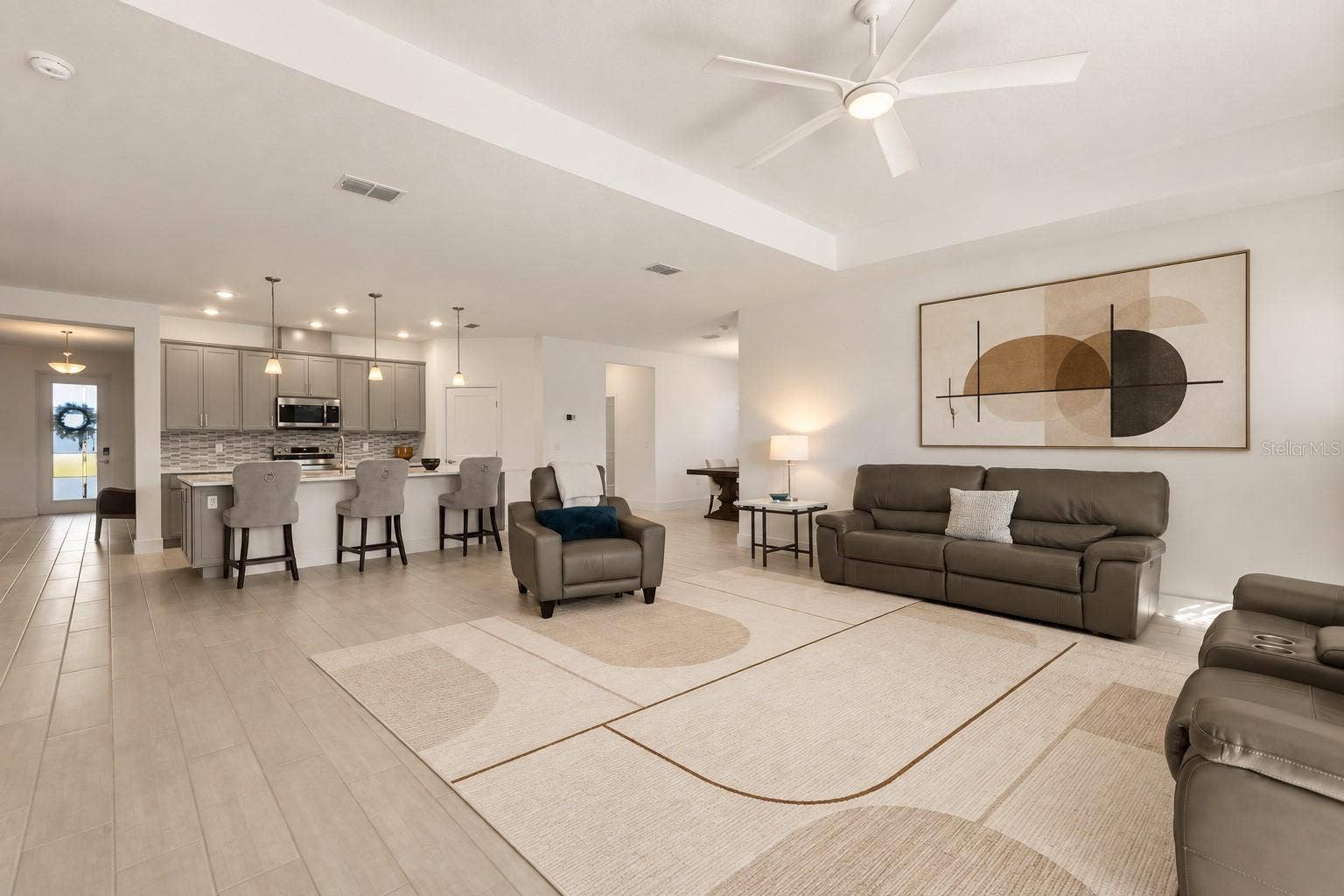 3055 SILVERMINES AVENUE, Ormond Beach, FL 32174 3055 SILVERMINES AVENUE, Ormond Beach, FL 32174