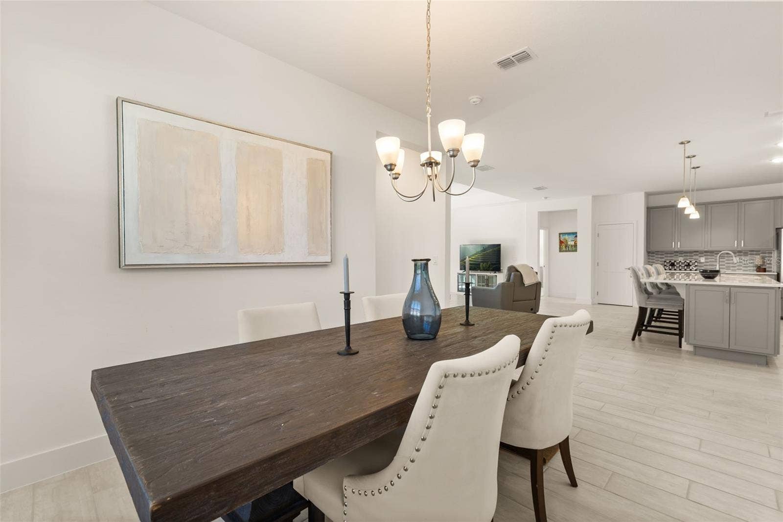 3055 SILVERMINES AVENUE, Ormond Beach, FL 32174 3055 SILVERMINES AVENUE, Ormond Beach, FL 32174