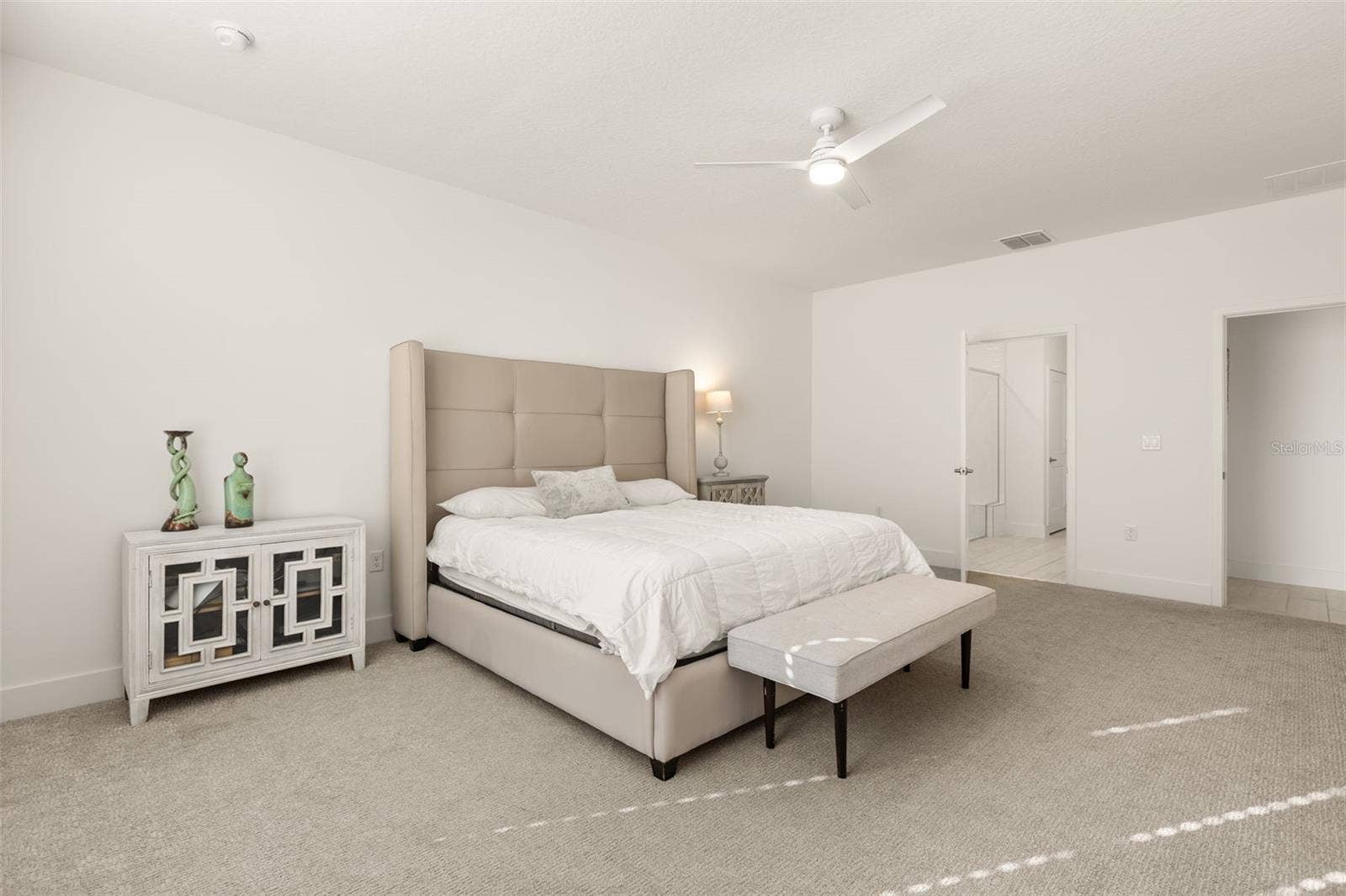 3055 SILVERMINES AVENUE, Ormond Beach, FL 32174 3055 SILVERMINES AVENUE, Ormond Beach, FL 32174