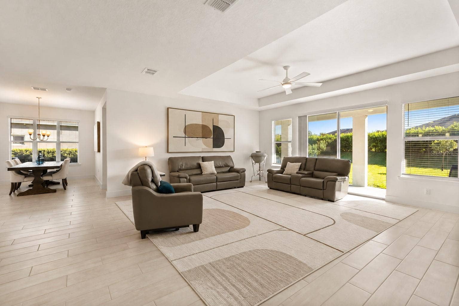 3055 SILVERMINES AVENUE, Ormond Beach, FL 32174 3055 SILVERMINES AVENUE, Ormond Beach, FL 32174