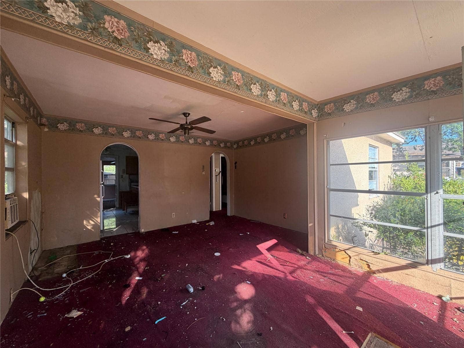 2221 UNION STREET S, St Petersburg, FL 33712 2221 UNION STREET S, St Petersburg, FL 33712