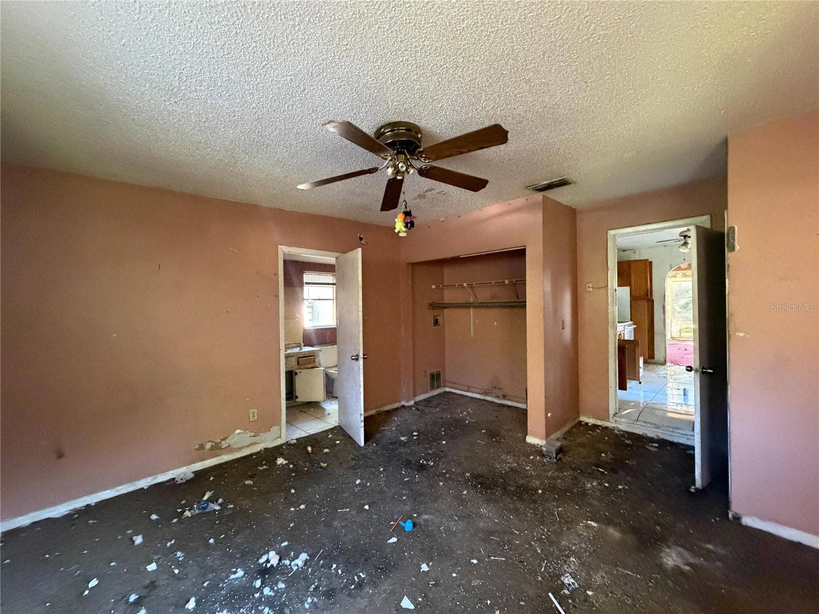 2221 UNION STREET S, St Petersburg, FL 33712 2221 UNION STREET S, St Petersburg, FL 33712