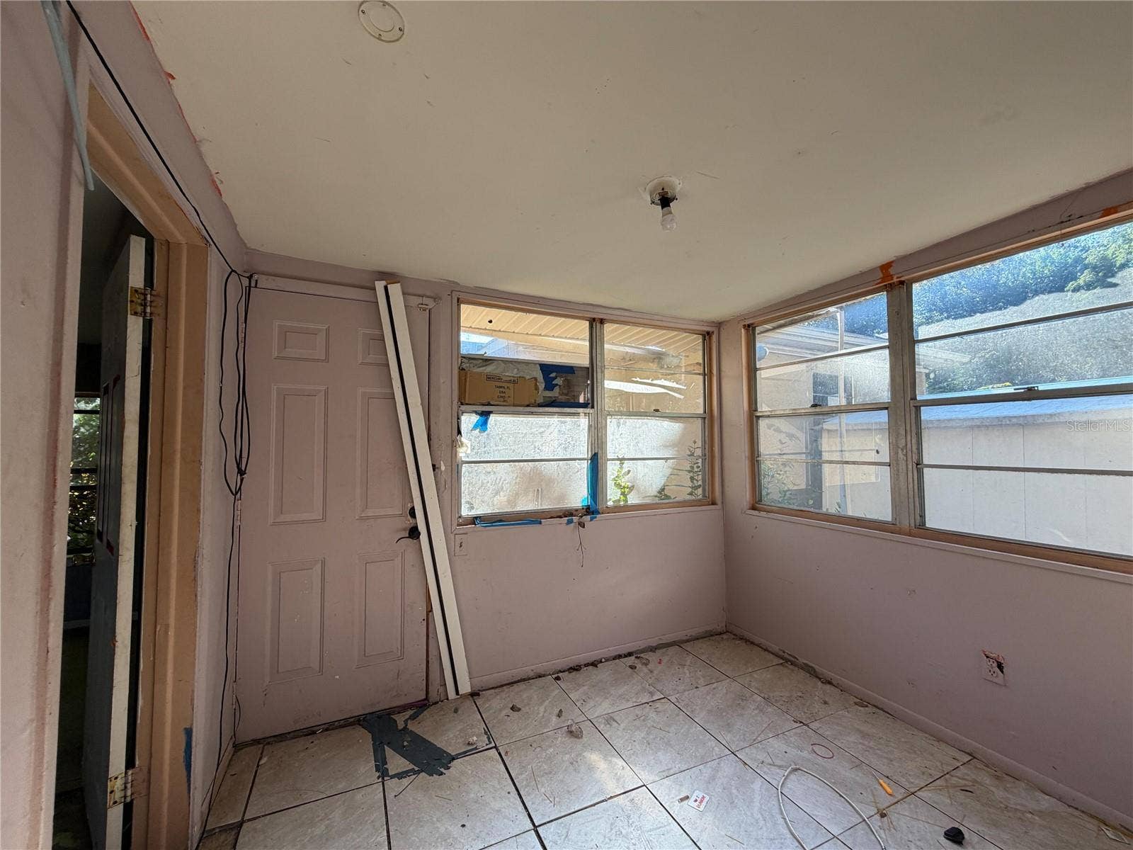 2221 UNION STREET S, St Petersburg, FL 33712 2221 UNION STREET S, St Petersburg, FL 33712
