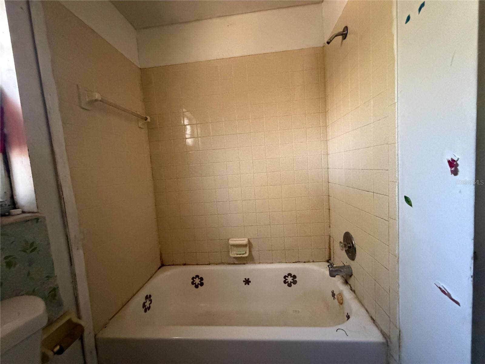 2221 UNION STREET S, St Petersburg, FL 33712 2221 UNION STREET S, St Petersburg, FL 33712