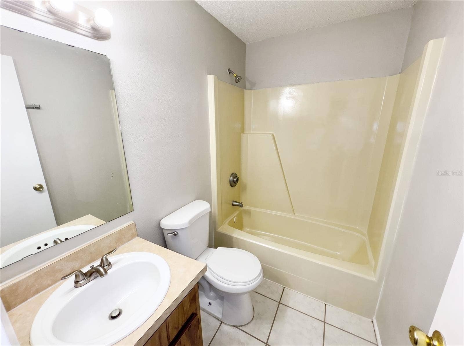 245 THORN TREE PLACE, #245, Brandon, FL 33510 245 THORN TREE PLACE, #245, Brandon, FL 33510