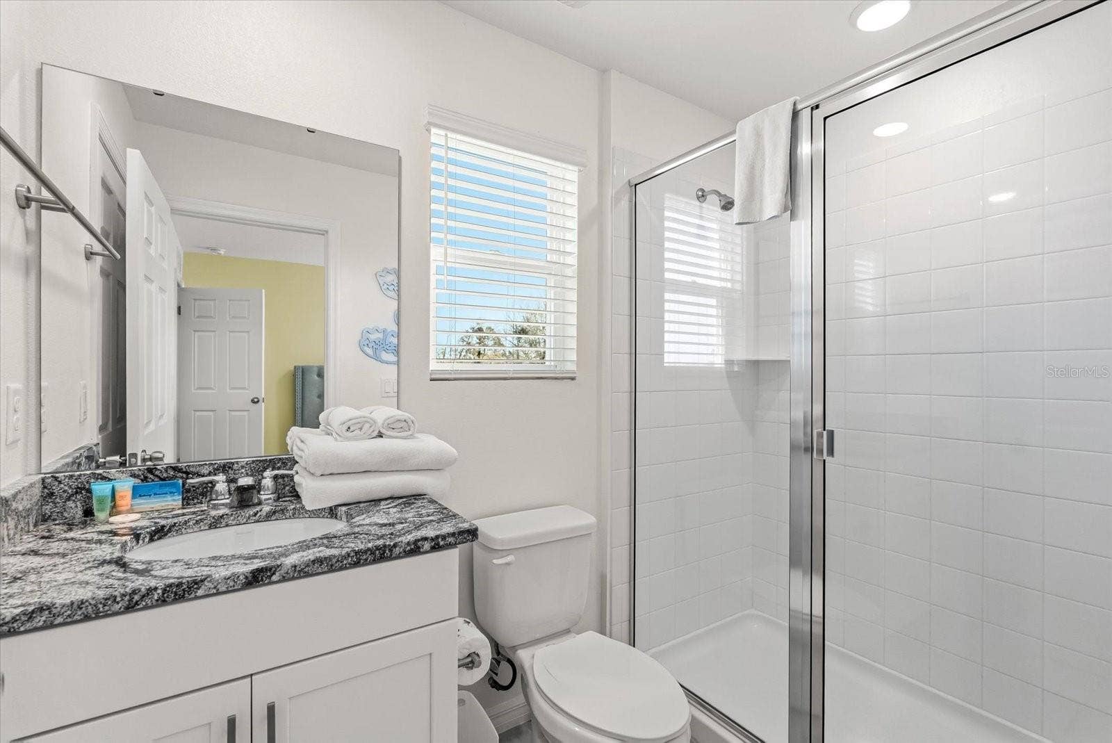 2009 TROPICAL PALMS CIRCLE, Kissimmee, FL 34747 2009 TROPICAL PALMS CIRCLE, Kissimmee, FL 34747