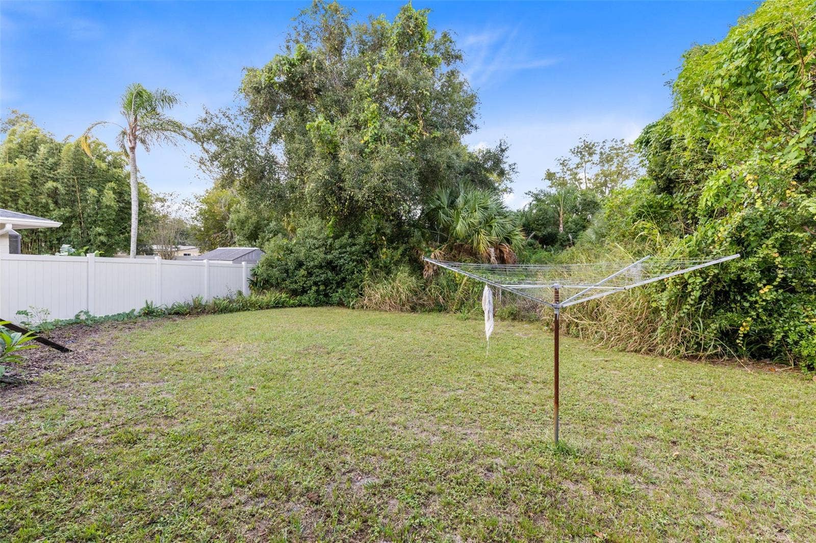 283 W CELERY CIRCLE, Oviedo, FL 32765 283 W CELERY CIRCLE, Oviedo, FL 32765