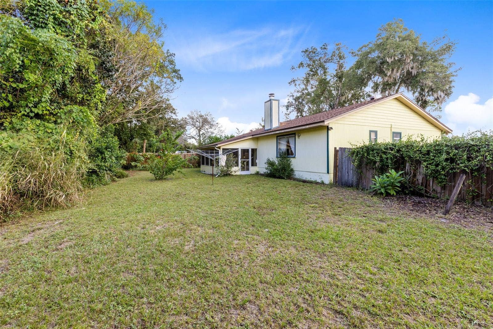283 W CELERY CIRCLE, Oviedo, FL 32765 283 W CELERY CIRCLE, Oviedo, FL 32765