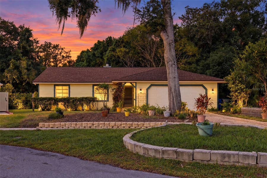 Property photo for 283 W CELERY CIRCLE, Oviedo, FL
