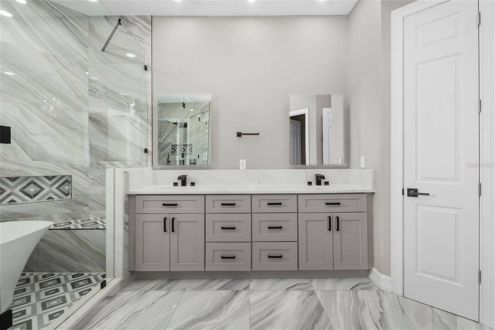 Double Primary Bathroom