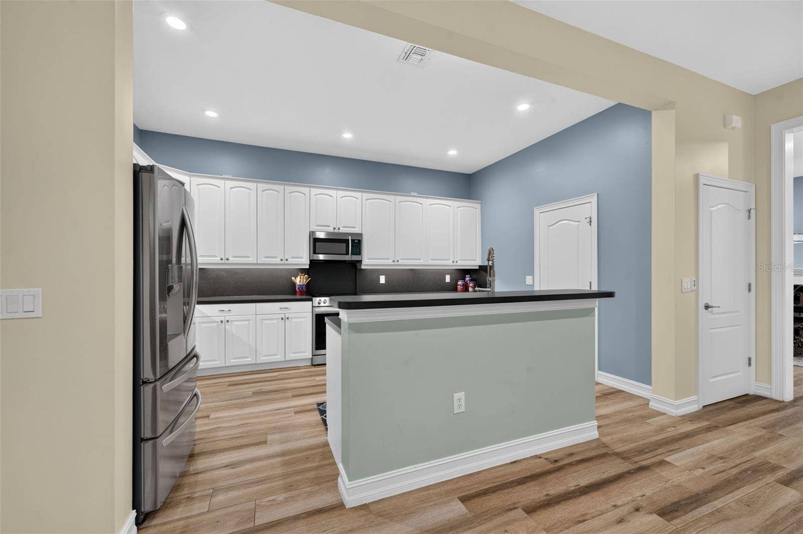 301 CELEBRATION BOULEVARD, Celebration, FL 34747 301 CELEBRATION BOULEVARD, Celebration, FL 34747