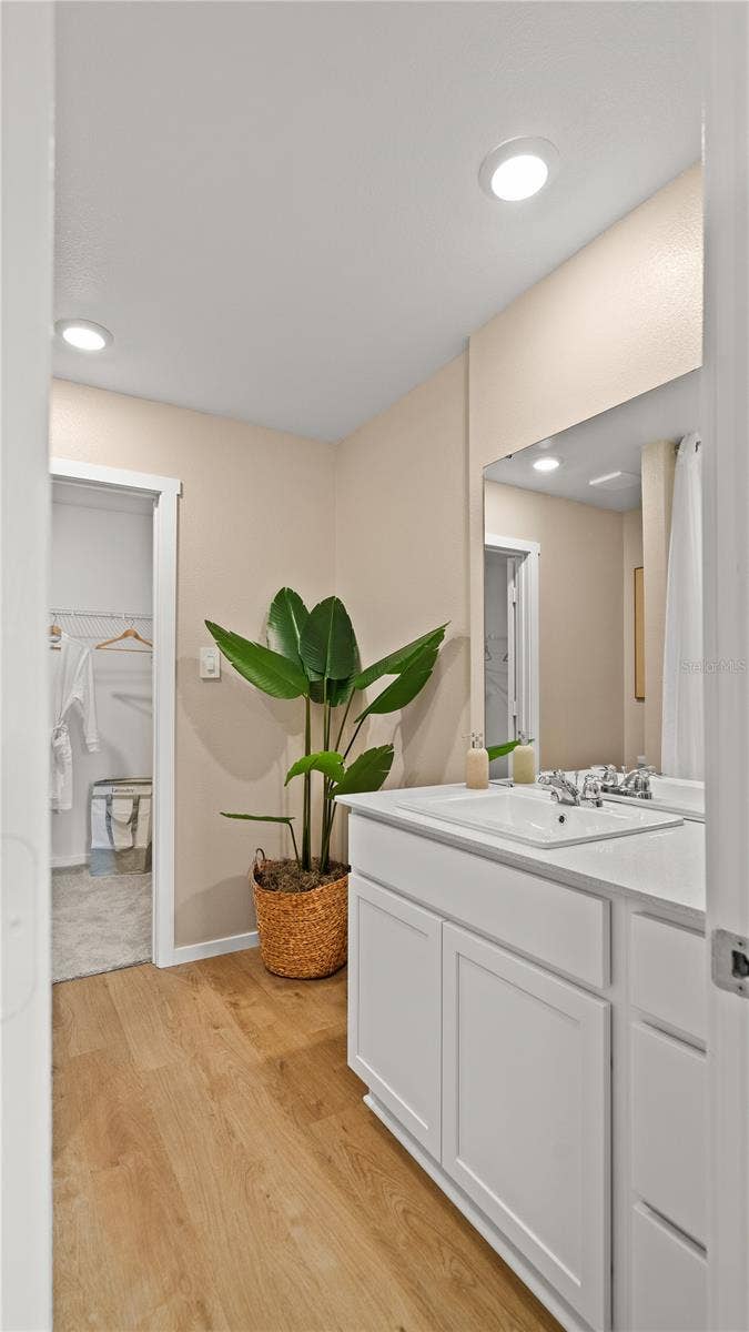6128 SWAMP BAY DRIVE, Edgewater, FL 32141 6128 SWAMP BAY DRIVE, Edgewater, FL 32141