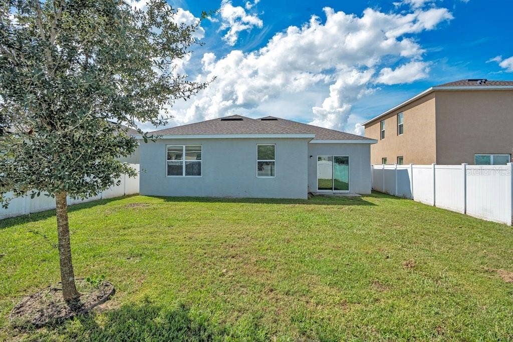 3409 CURLEW AVENUE, Leesburg, FL 34748