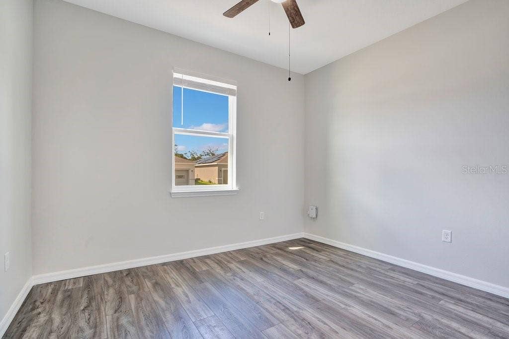 3409 CURLEW AVENUE, Leesburg, FL 34748