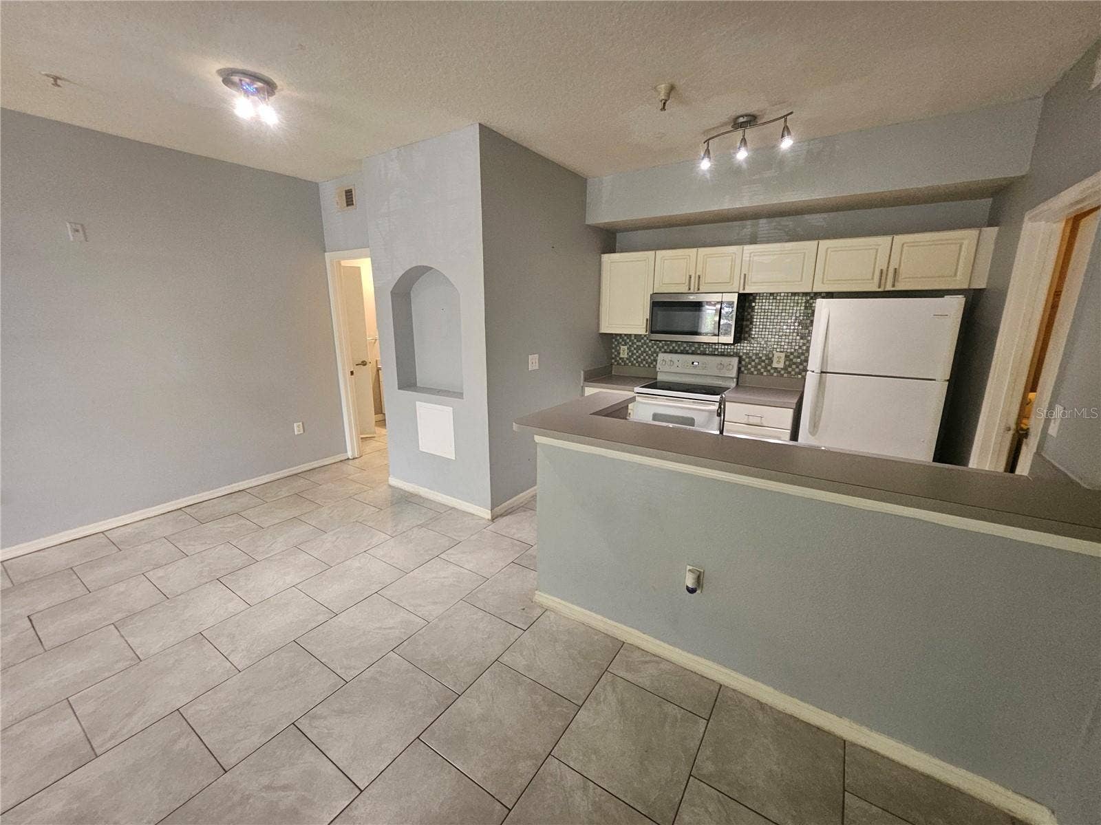 5512 METROWEST BOULEVARD, #12-109, Orlando, FL 32811