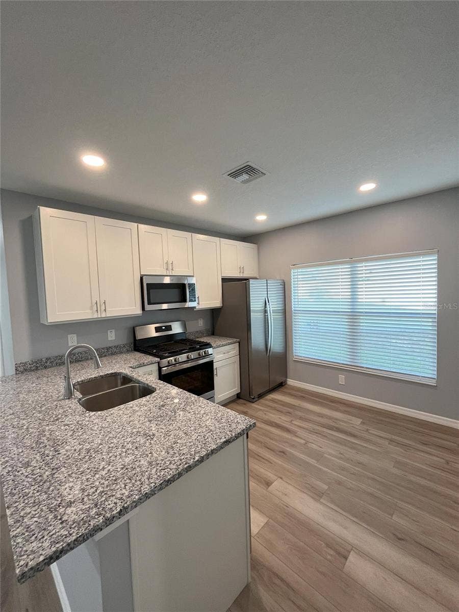 3304 SUMMER ISLAND COURT, Valrico, FL 33594 3304 SUMMER ISLAND COURT, Valrico, FL 33594