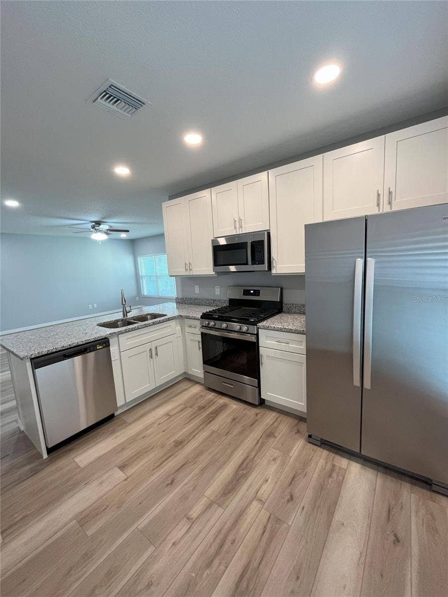 3304 SUMMER ISLAND COURT, Valrico, FL 33594 3304 SUMMER ISLAND COURT, Valrico, FL 33594