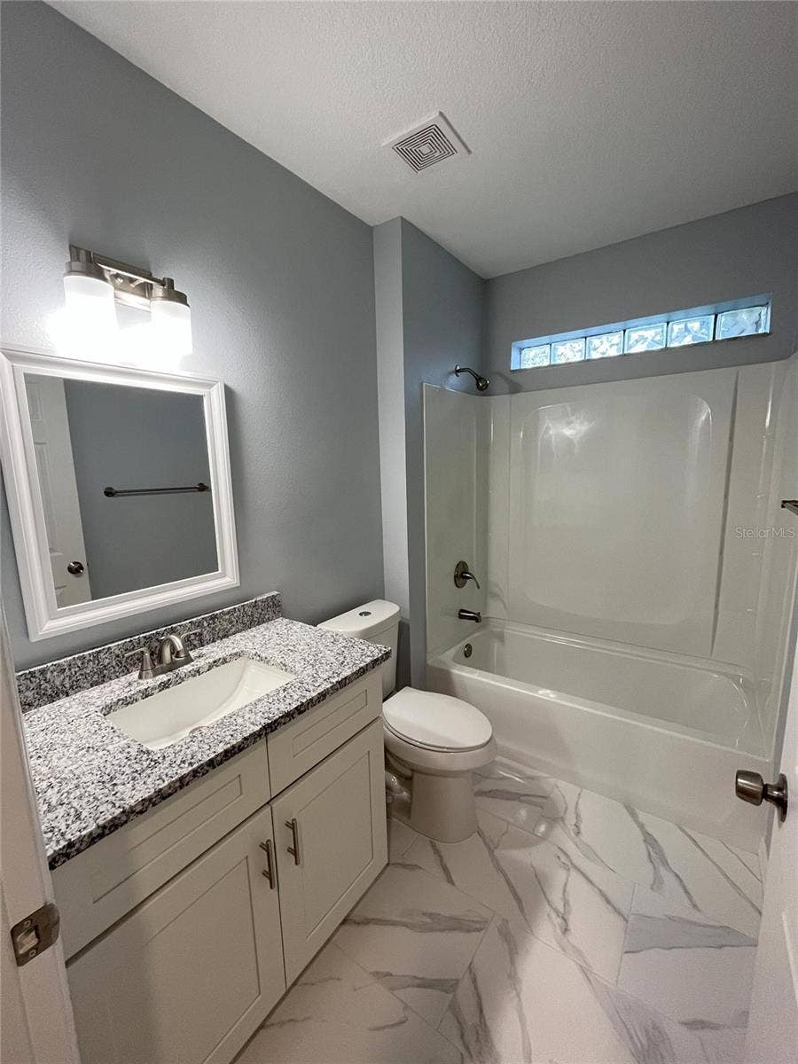 3304 SUMMER ISLAND COURT, Valrico, FL 33594 3304 SUMMER ISLAND COURT, Valrico, FL 33594