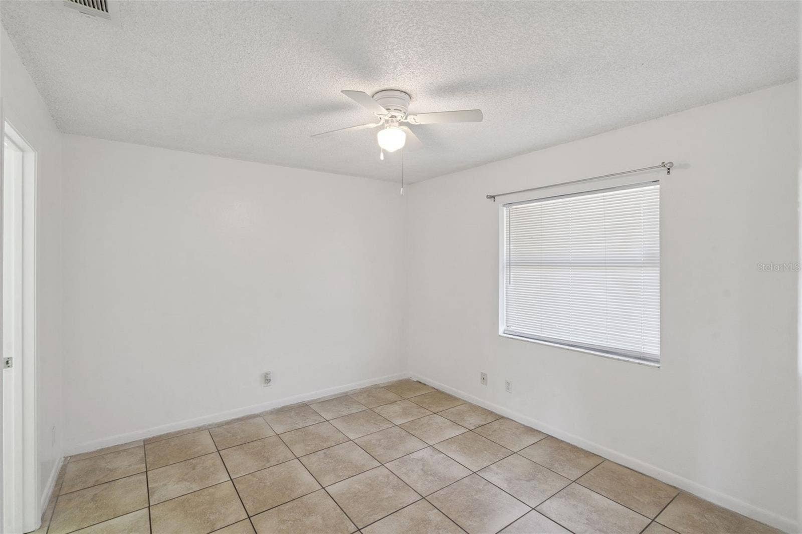 4225 NE 25TH AVENUE, Ocala, FL 34479 4225 NE 25TH AVENUE, Ocala, FL 34479