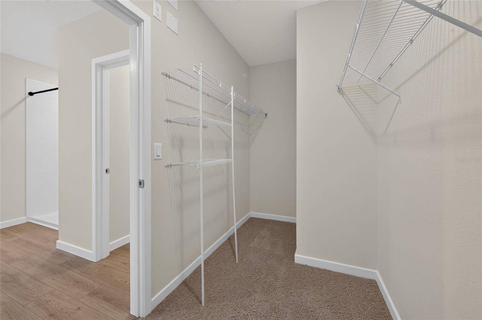 1025 CHAMPION RIDGE DRIVE, Daytona Beach, FL 32124 1025 CHAMPION RIDGE DRIVE, Daytona Beach, FL 32124