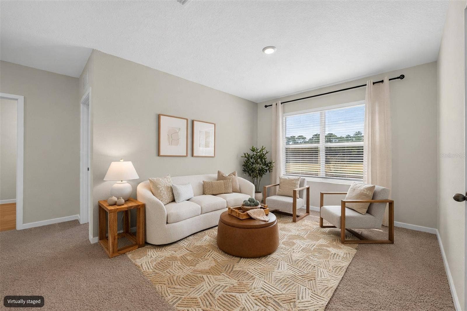 1025 CHAMPION RIDGE DRIVE, Daytona Beach, FL 32124 1025 CHAMPION RIDGE DRIVE, Daytona Beach, FL 32124