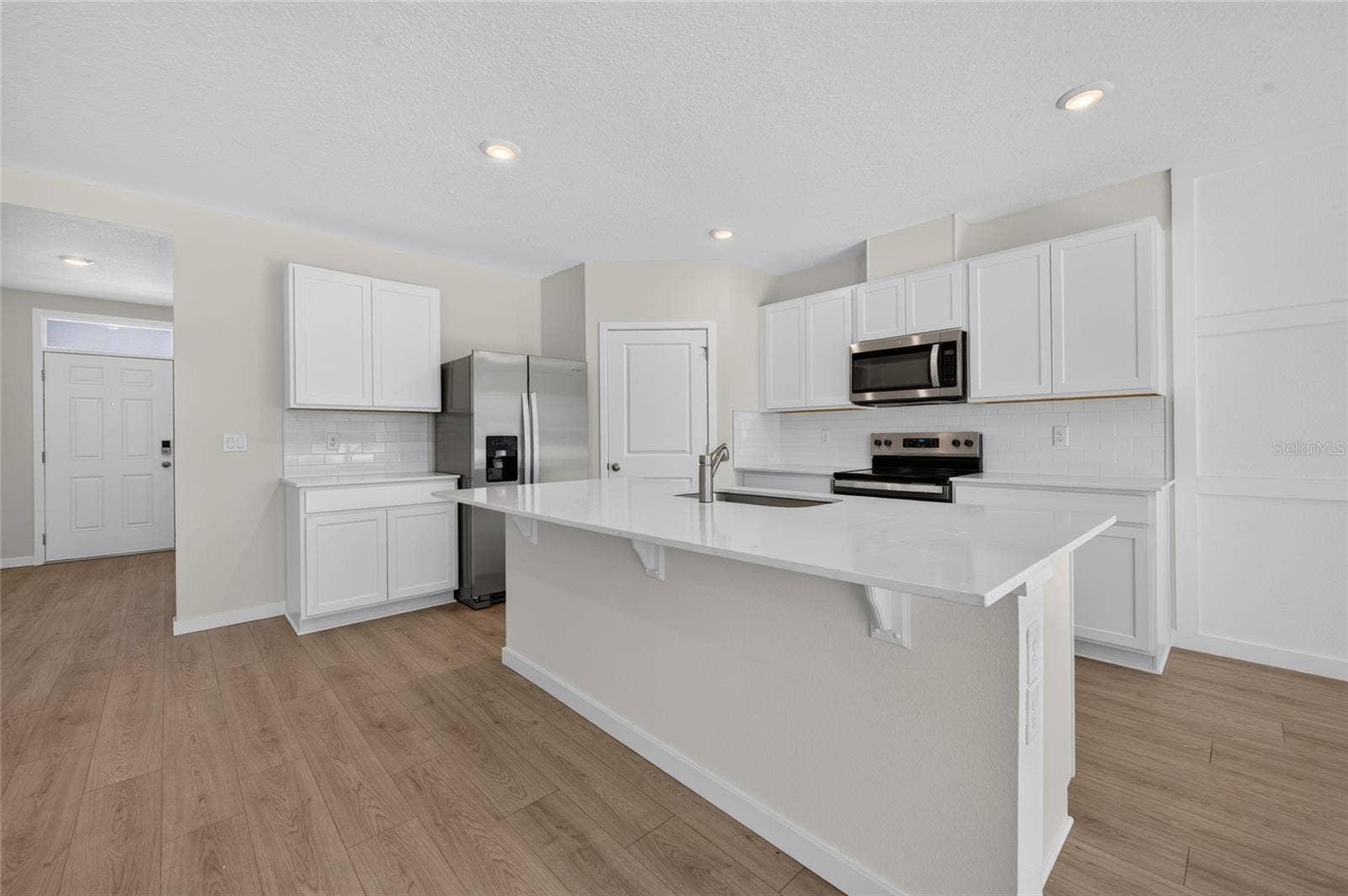 1025 CHAMPION RIDGE DRIVE, Daytona Beach, FL 32124 1025 CHAMPION RIDGE DRIVE, Daytona Beach, FL 32124