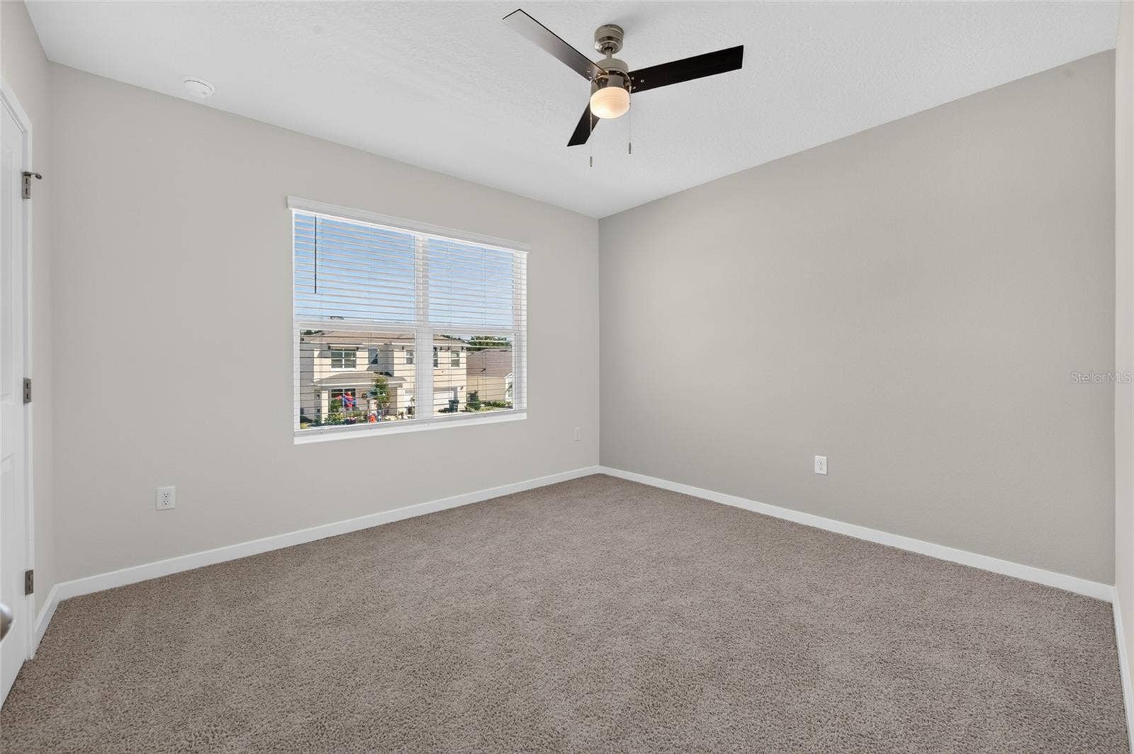 1025 CHAMPION RIDGE DRIVE, Daytona Beach, FL 32124 1025 CHAMPION RIDGE DRIVE, Daytona Beach, FL 32124
