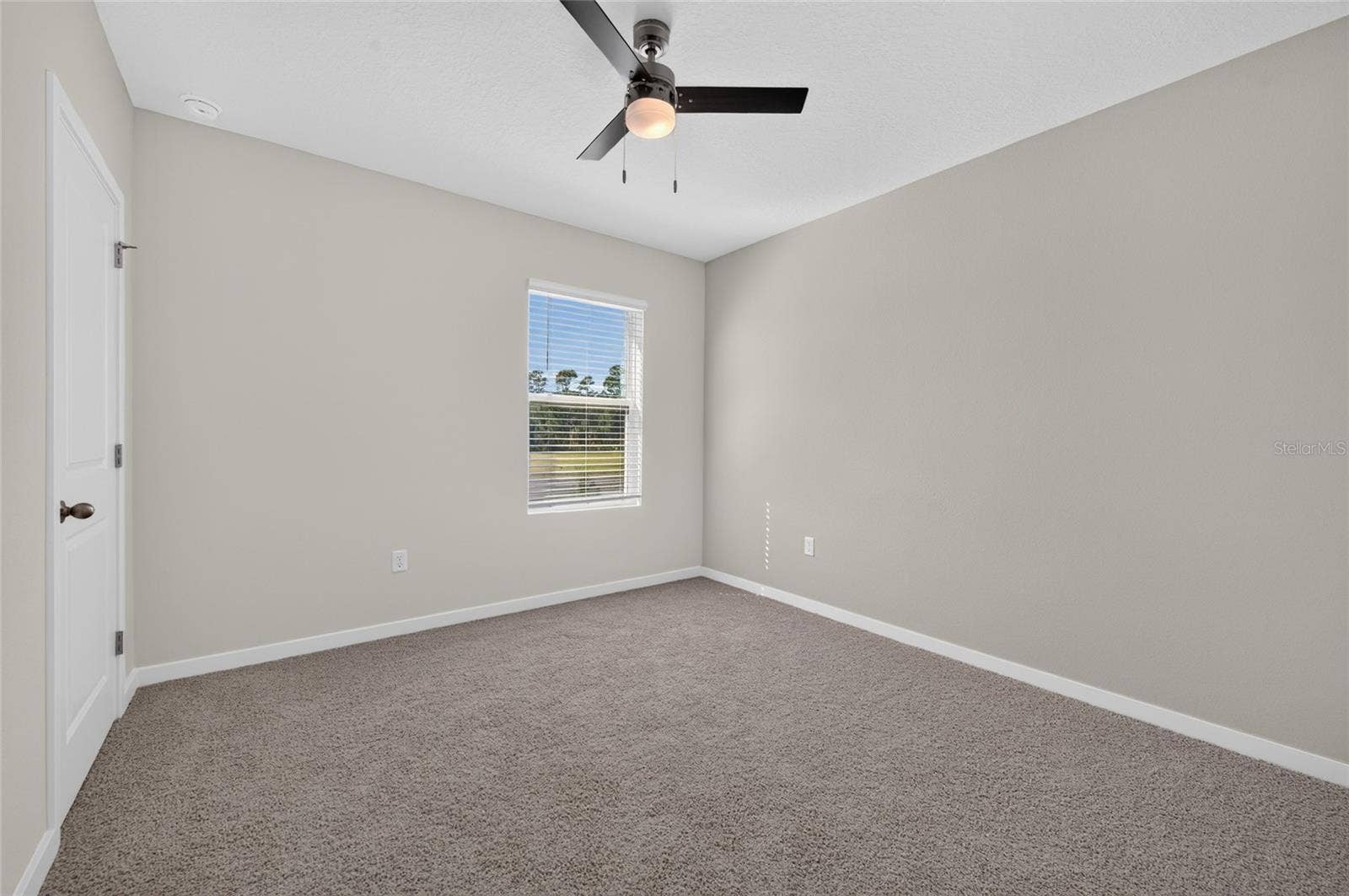 1025 CHAMPION RIDGE DRIVE, Daytona Beach, FL 32124 1025 CHAMPION RIDGE DRIVE, Daytona Beach, FL 32124