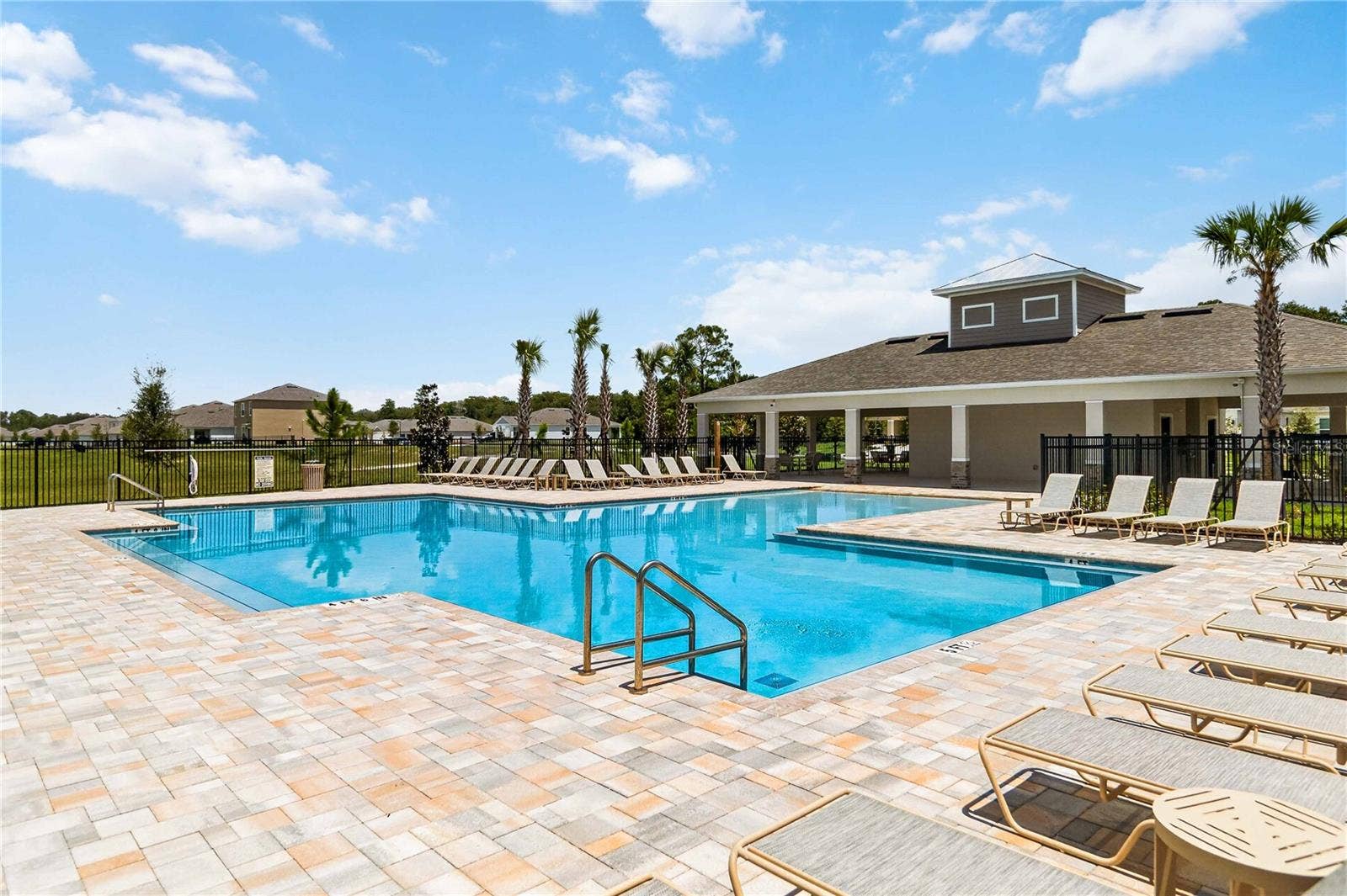 1025 CHAMPION RIDGE DRIVE, Daytona Beach, FL 32124 1025 CHAMPION RIDGE DRIVE, Daytona Beach, FL 32124
