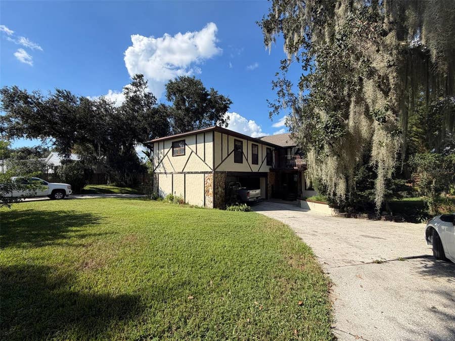 Property photo for 960 LAKE COVE TRAIL, Lakeland, FL