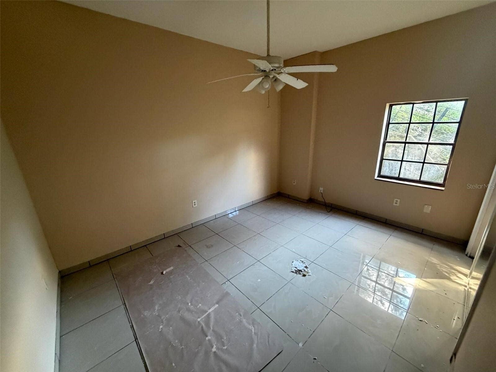 960 LAKE COVE TRAIL, Lakeland, FL 33813