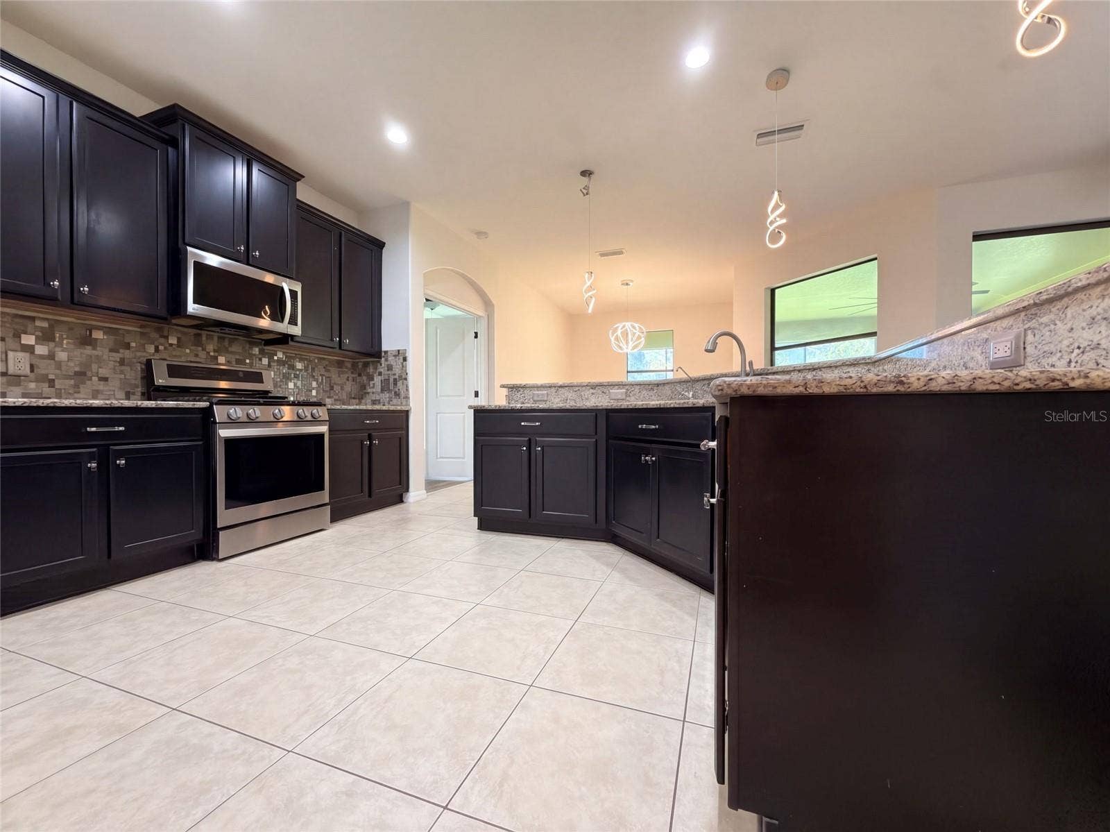 20009 OUTPOST POINT DRIVE, Tampa, FL 33647 20009 OUTPOST POINT DRIVE, Tampa, FL 33647
