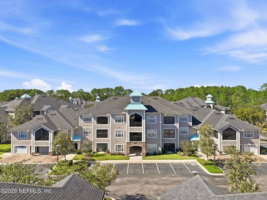 WGV Legends Condo