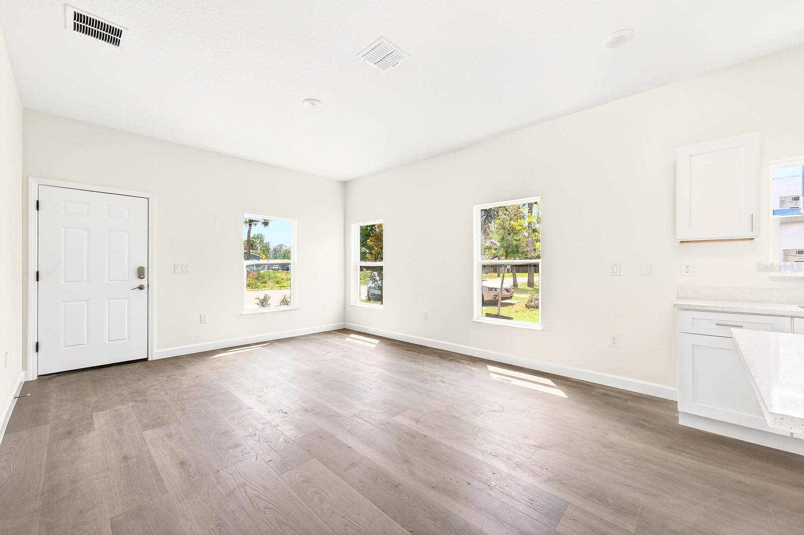 702 LUCKY STREET, Titusville, FL 32780 Great Room.