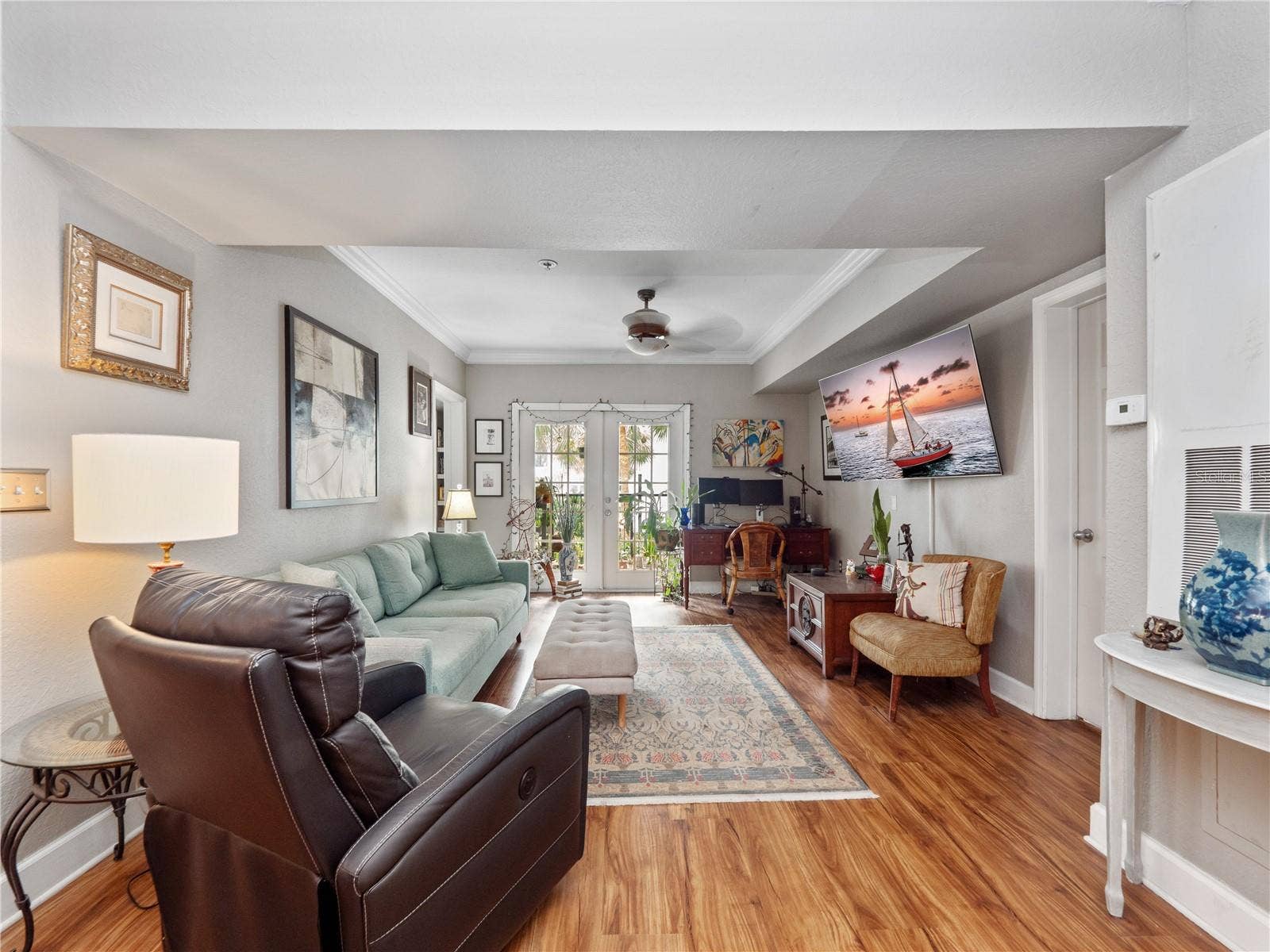 204 E SOUTH STREET, #2052, Orlando, FL 32801 204 E SOUTH STREET, #2052, Orlando, FL 32801