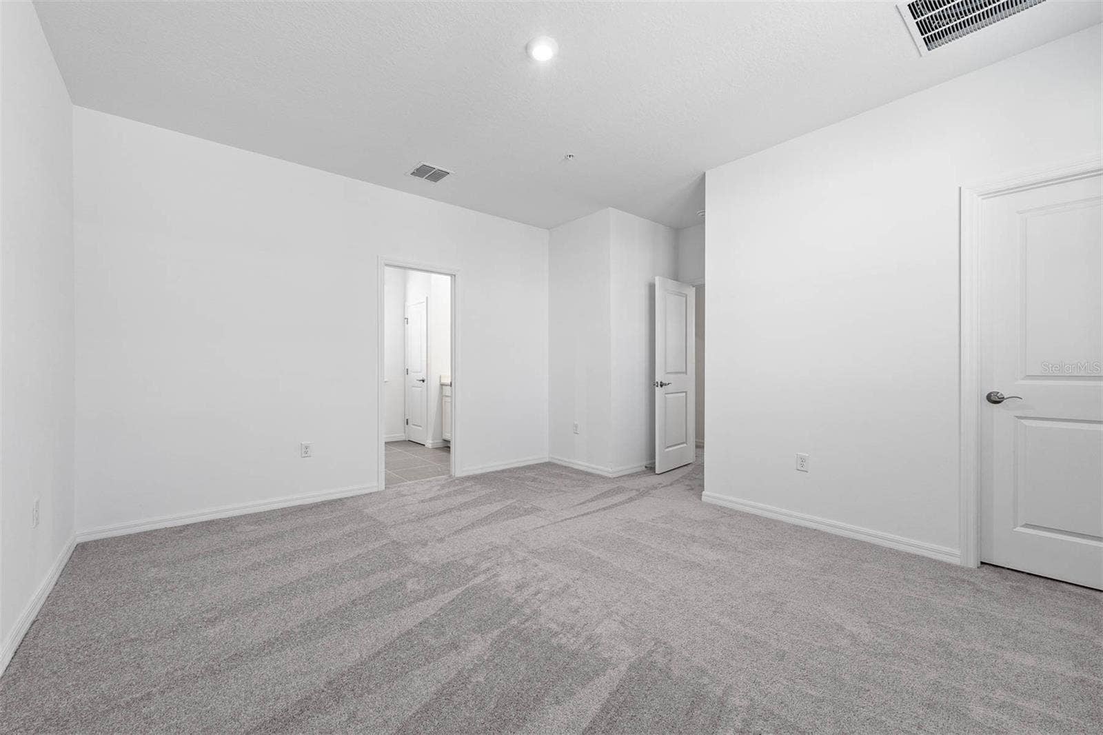 1837 HORSETAIL DRIVE, St Cloud, FL 34771 1837 HORSETAIL DRIVE, St Cloud, FL 34771