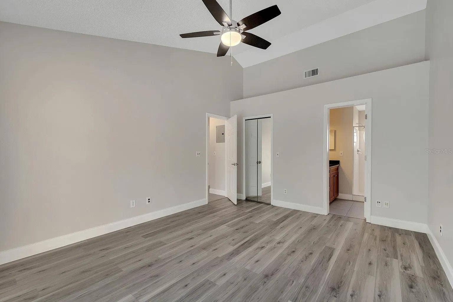 2452 SWEETWATER CLUB CIRCLE, #28, Kissimmee, FL 34746 2452 SWEETWATER CLUB CIRCLE, #28, Kissimmee, FL 34746