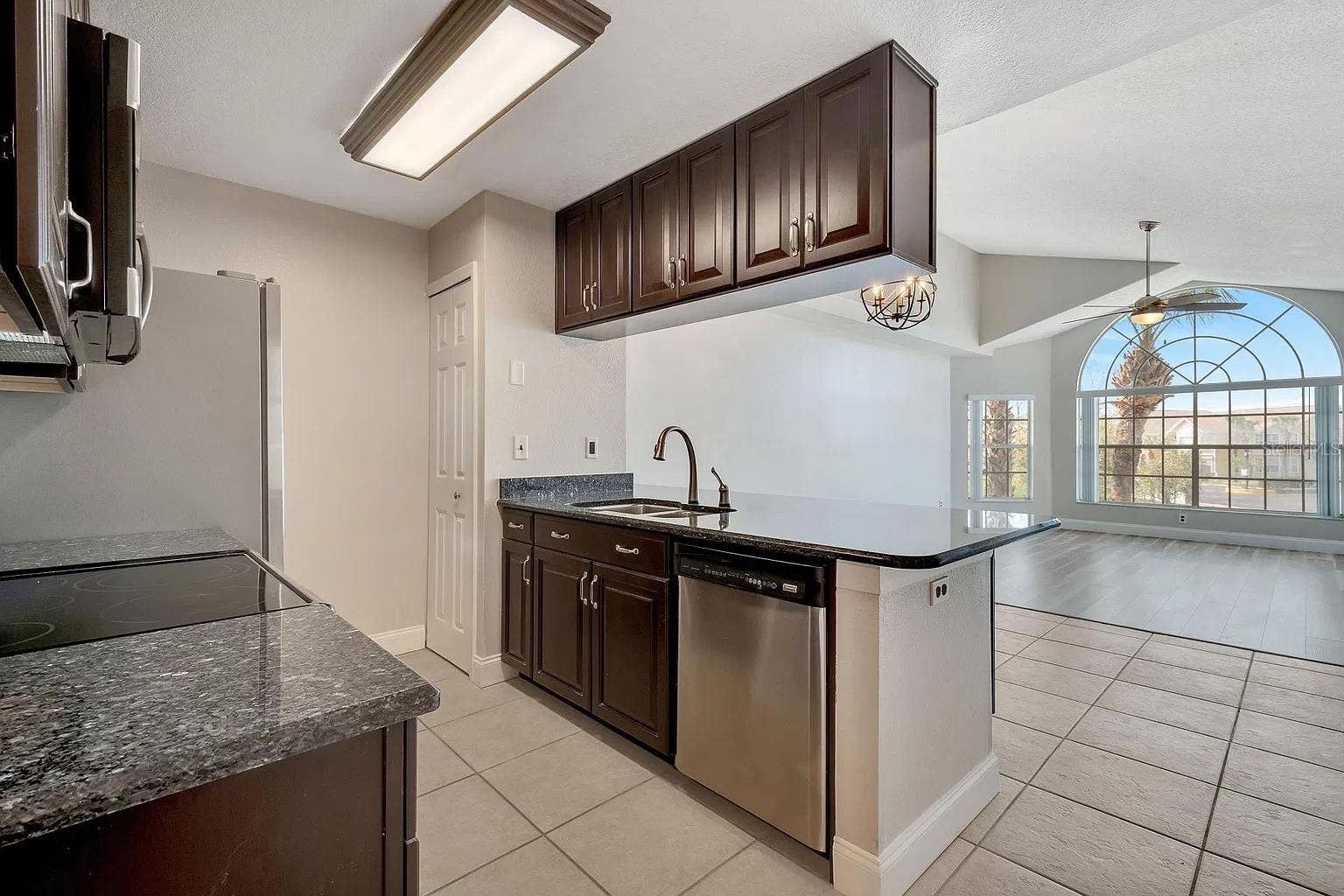 2452 SWEETWATER CLUB CIRCLE, #28, Kissimmee, FL 34746 2452 SWEETWATER CLUB CIRCLE, #28, Kissimmee, FL 34746