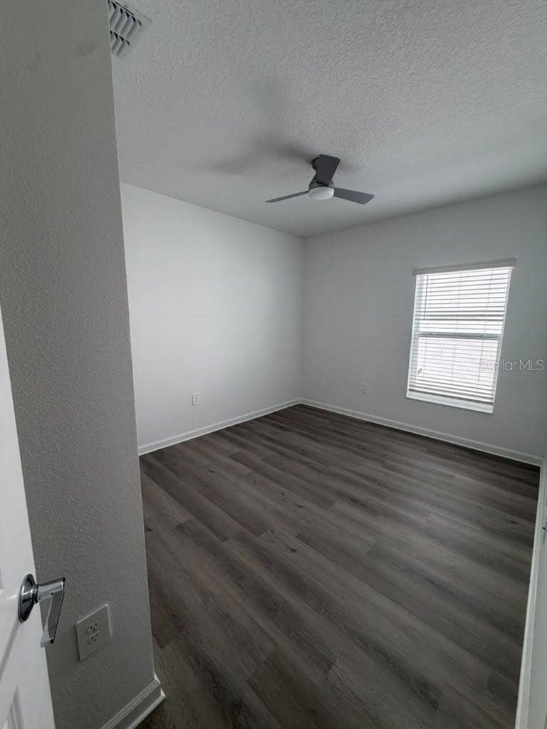 2713 RUNNERS CIRCLE, Clermont, FL 34714