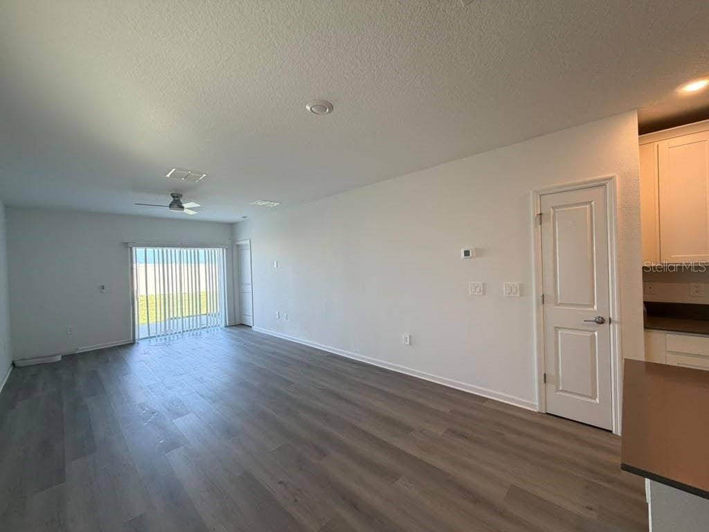 2713 RUNNERS CIRCLE, Clermont, FL 34714