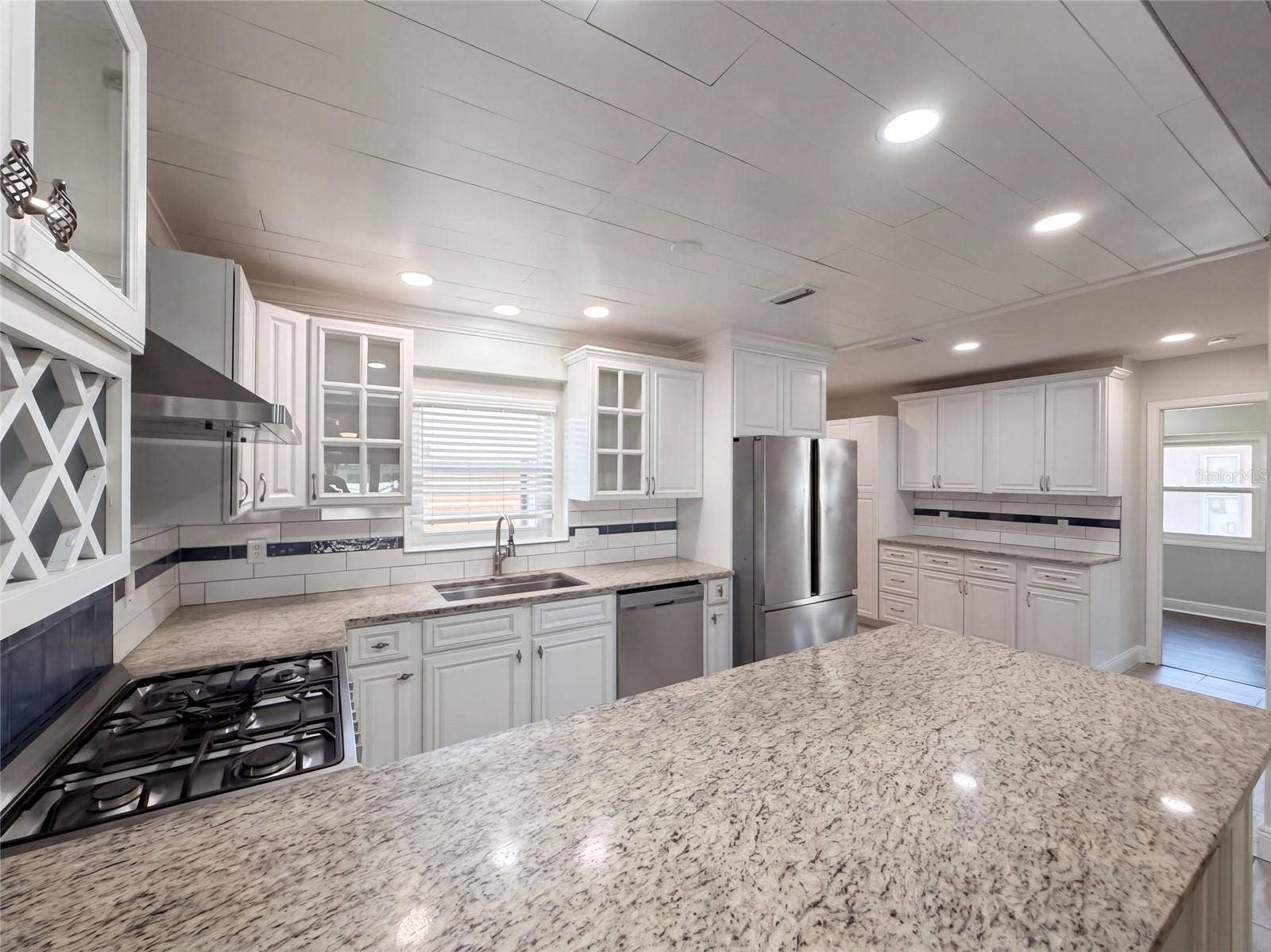2645 ROY HANNA DRIVE S, St Petersburg, FL 33712 2645 ROY HANNA DRIVE S, St Petersburg, FL 33712