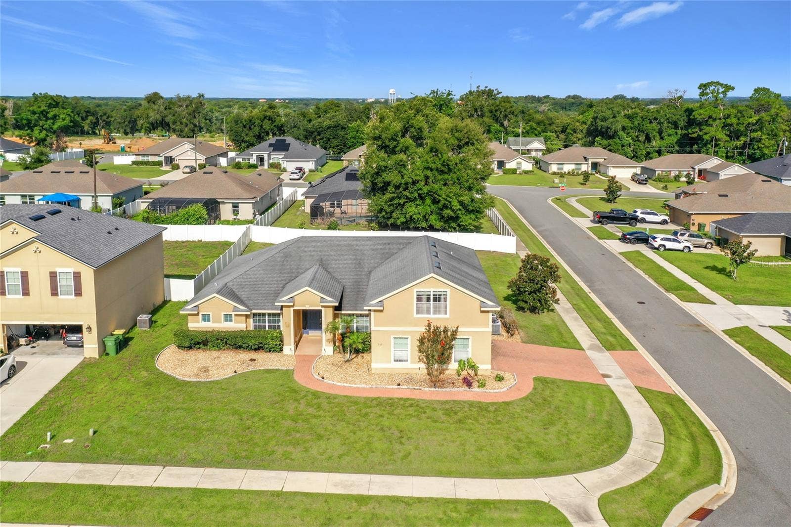 301 ASHTON WOODS LANE, Leesburg, FL 34748