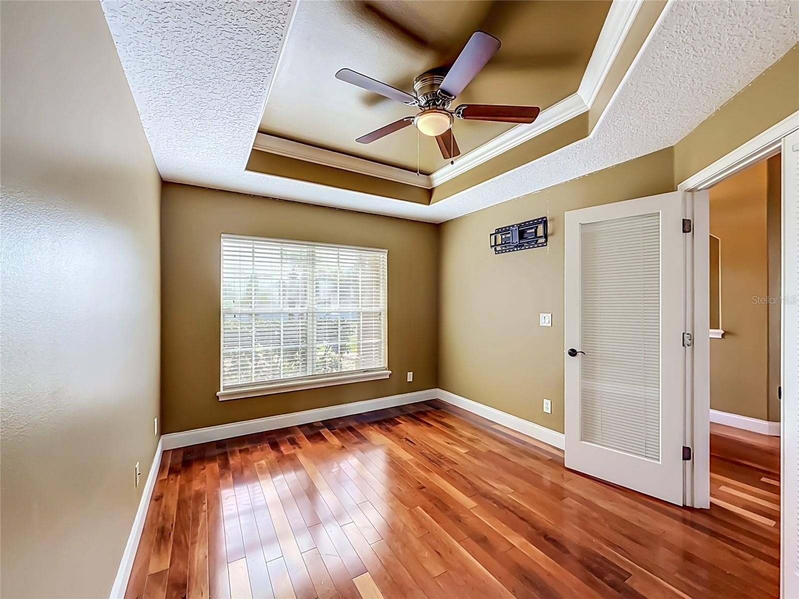 301 ASHTON WOODS LANE, Leesburg, FL 34748