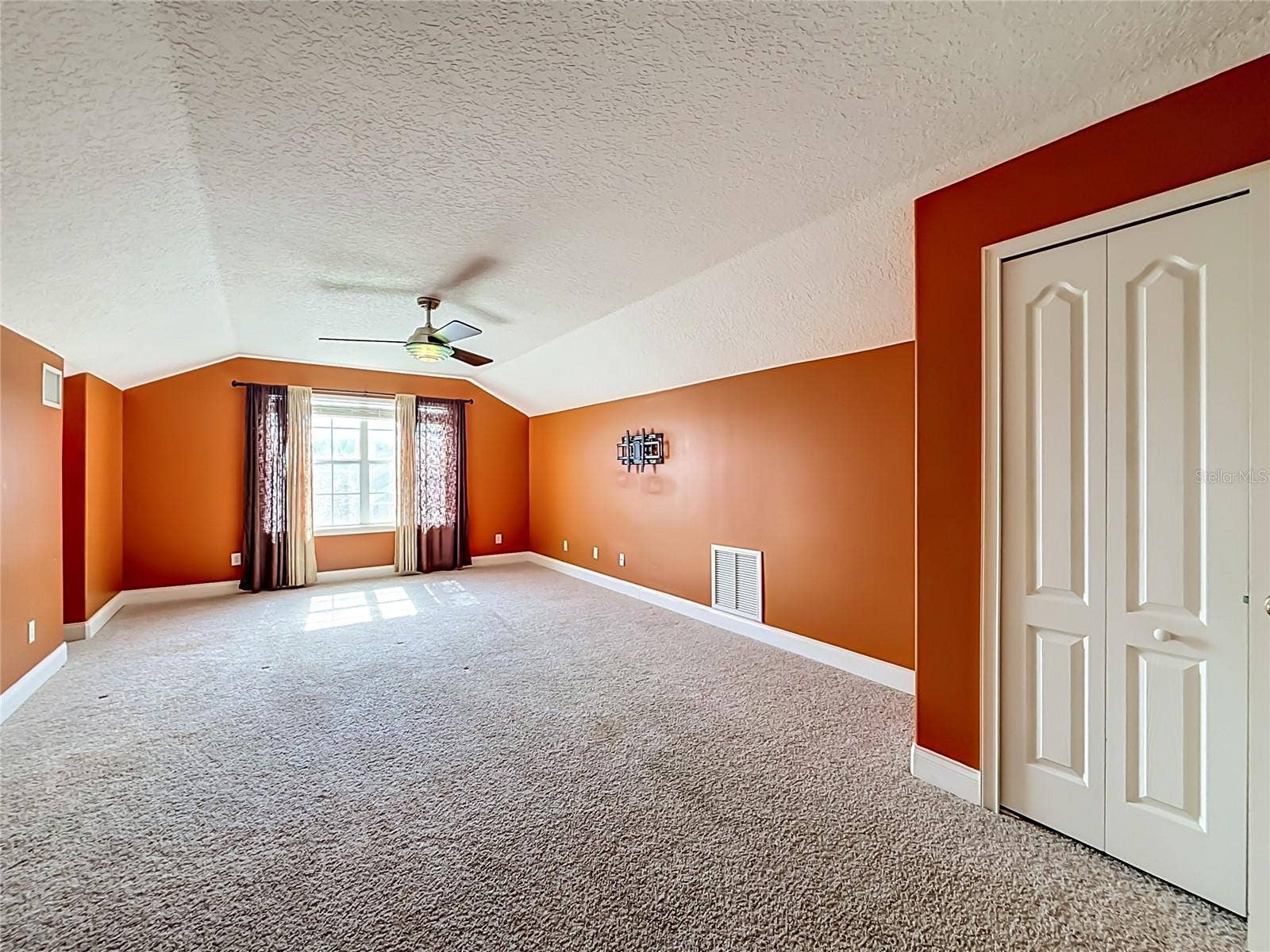 301 ASHTON WOODS LANE, Leesburg, FL 34748