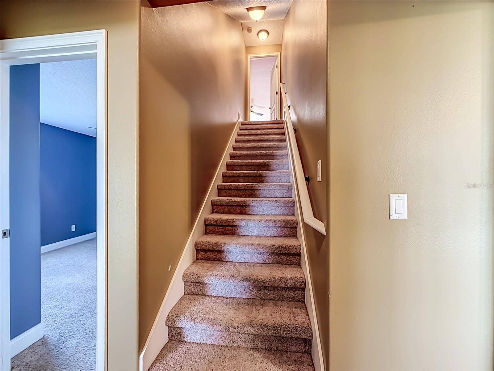 301 ASHTON WOODS LANE, Leesburg, FL 34748