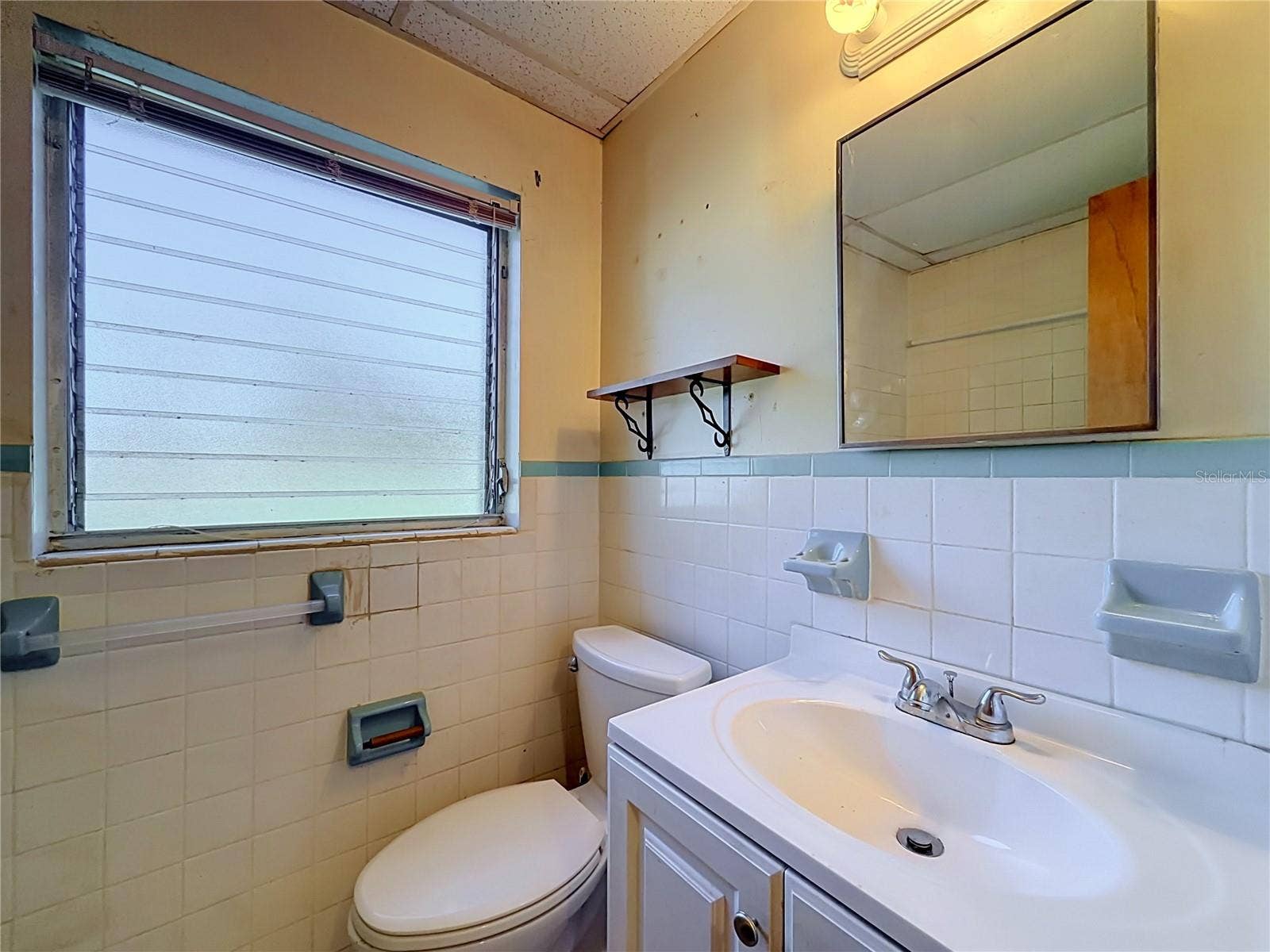 400 E 5TH STREET, Chuluota, FL 32766 400 E 5TH STREET, Chuluota, FL 32766