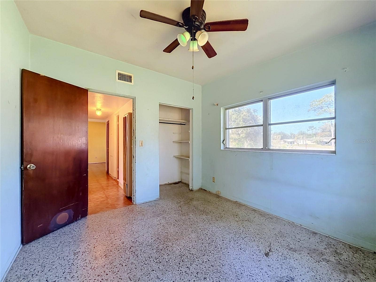 400 E 5TH STREET, Chuluota, FL 32766 400 E 5TH STREET, Chuluota, FL 32766