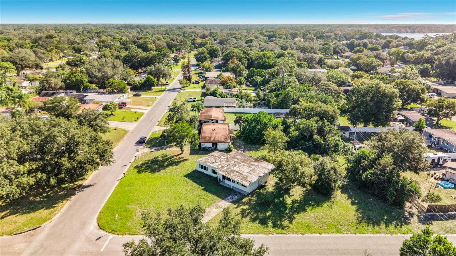 400 E 5TH STREET, Chuluota, FL 32766 400 E 5TH STREET, Chuluota, FL 32766